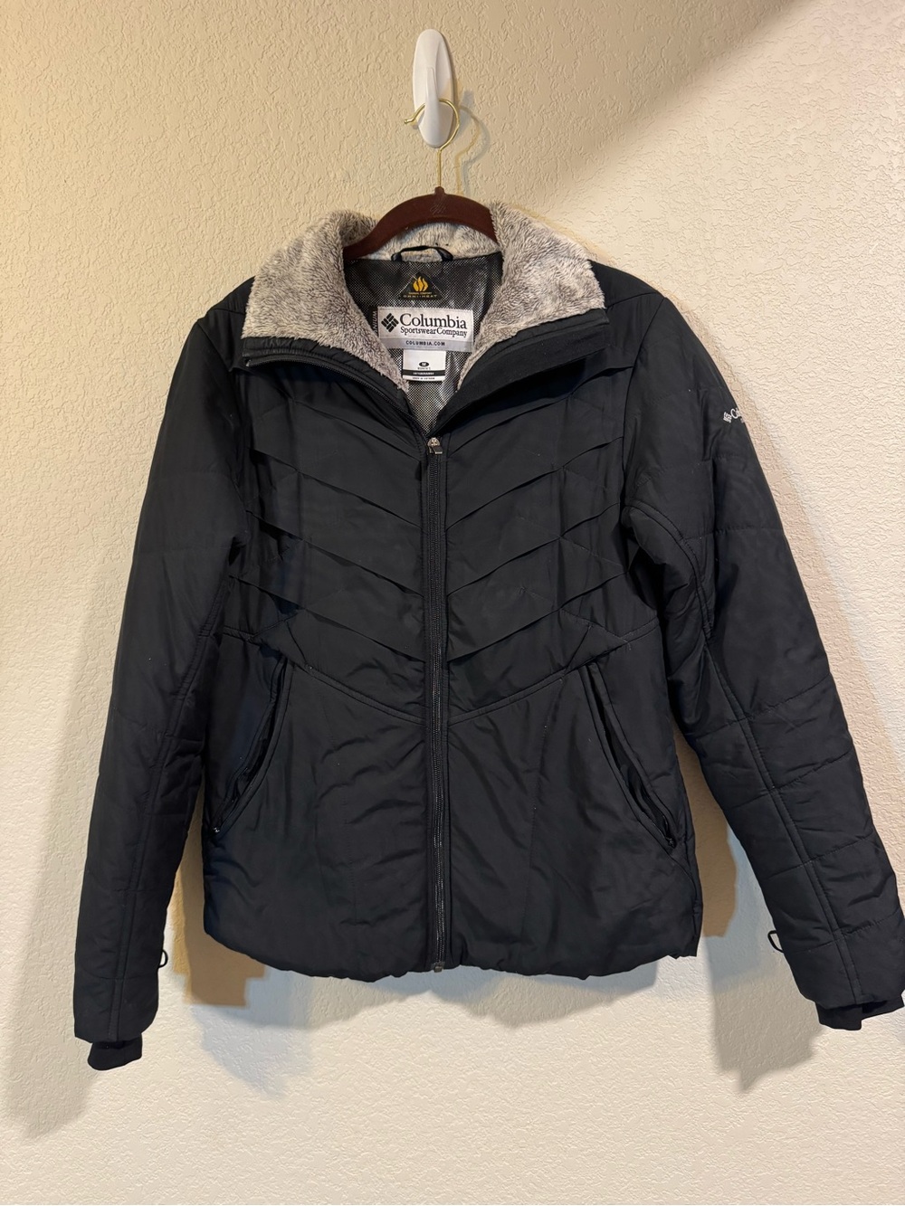 Columbia Kaleidaslope Omni-Heat Jacket Women M Black Insulated Faux Fur Collar